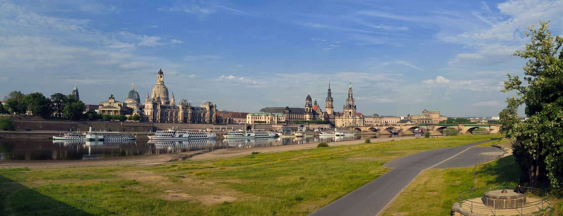 dresden-2360843_1920 dresden-2360843_1920